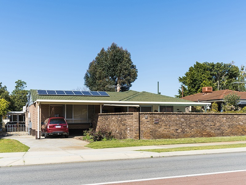 60 Gilbertson Road, Kardinya WA 6163