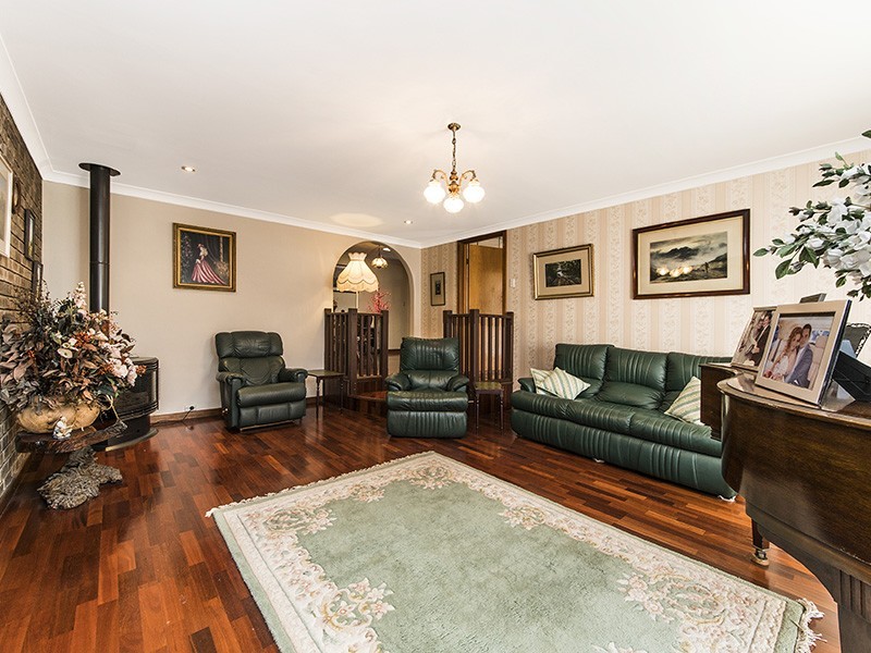 60 Gilbertson Road, Kardinya WA 6163