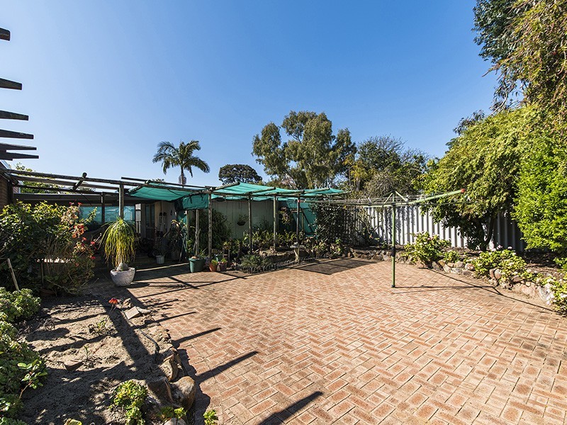 60 Gilbertson Road, Kardinya WA 6163