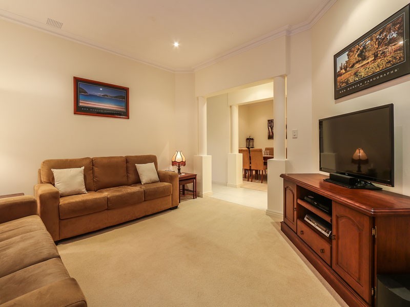 55A Bombard St, Mount Pleasant WA 6153