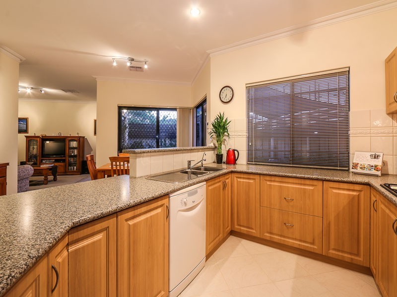 55A Bombard St, Mount Pleasant WA 6153