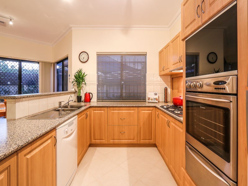 55A Bombard St, Mount Pleasant WA 6153