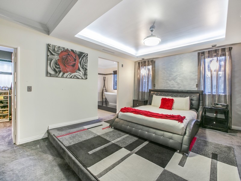 25 Booker Street, Attadale WA 6156