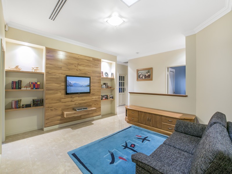 25 Booker Street, Attadale WA 6156