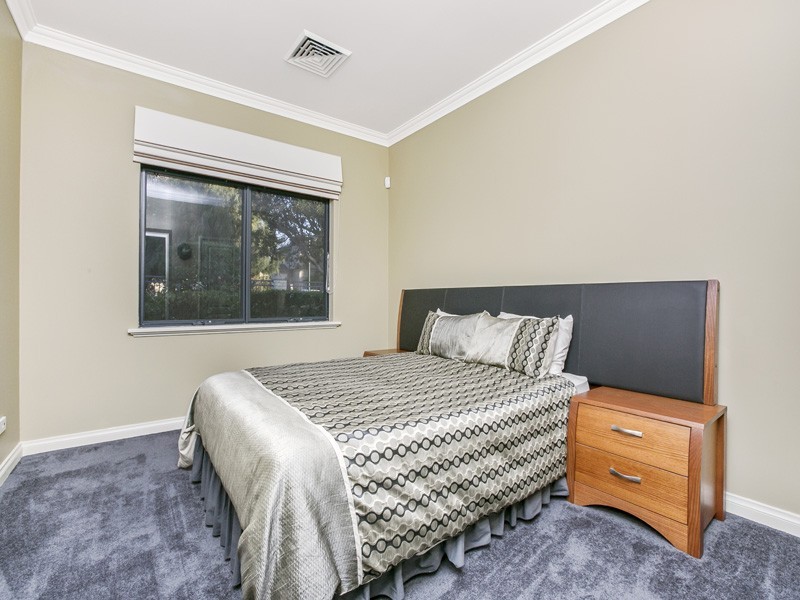 25 Booker Street, Attadale WA 6156