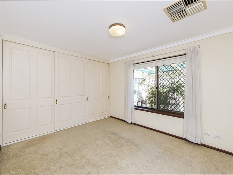 4/120 Matheson Road, Applecross WA 6153