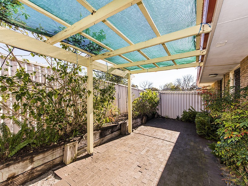 4/120 Matheson Road, Applecross WA 6153