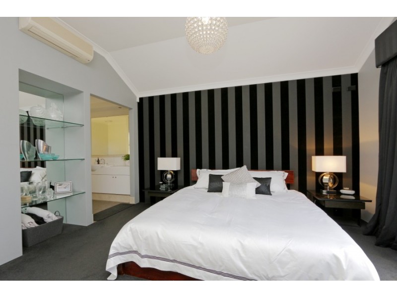 77A Gairloch Street, Mount Pleasant WA 6153