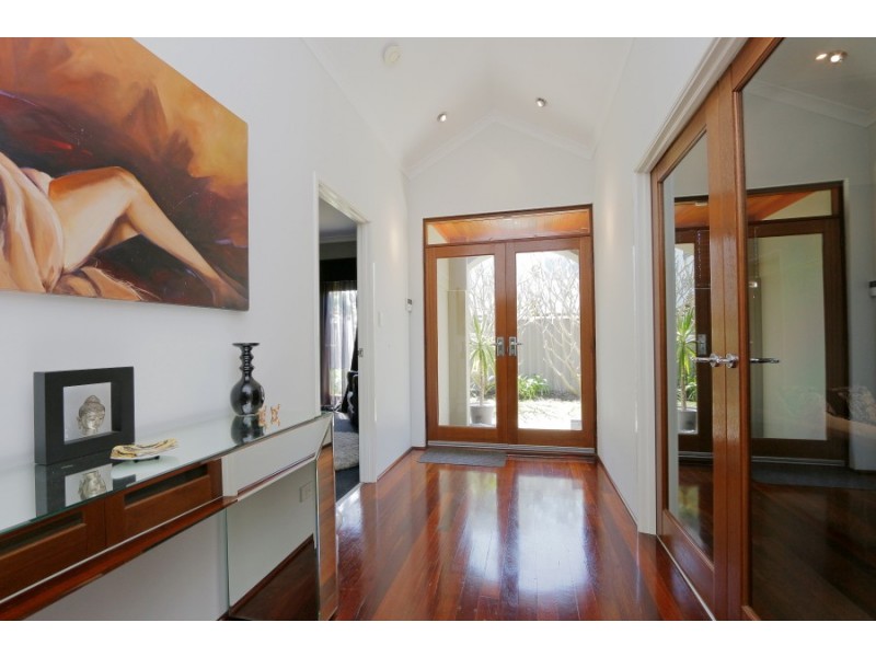 77A Gairloch Street, Mount Pleasant WA 6153