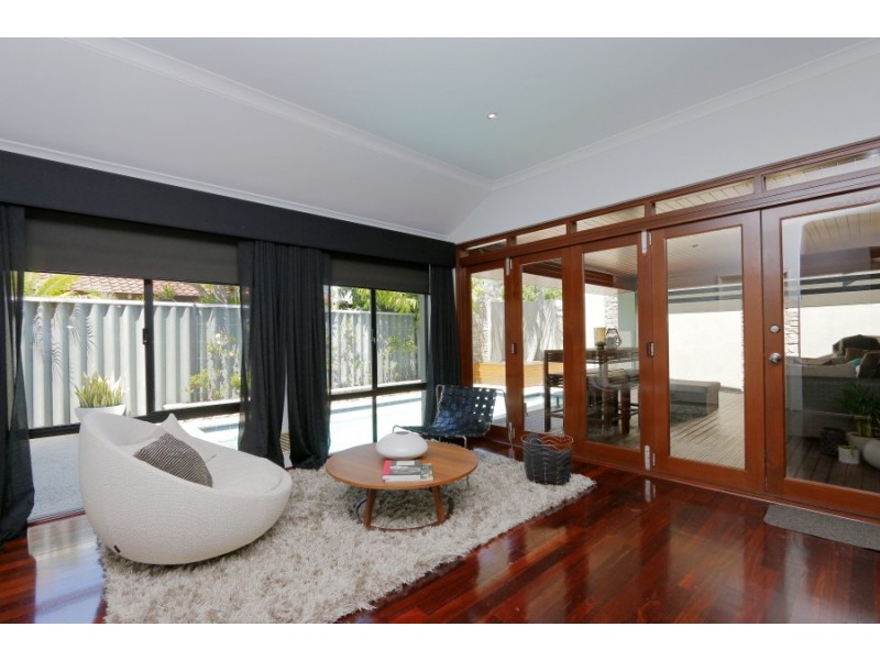 77A Gairloch Street, Mount Pleasant WA 6153