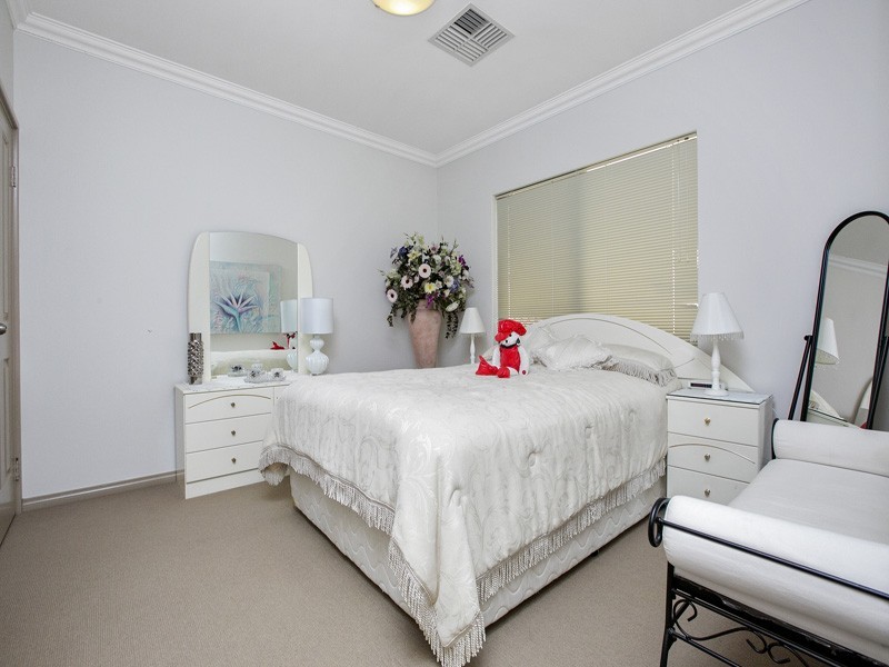 79B Redwood Crescent, Melville WA 6156
