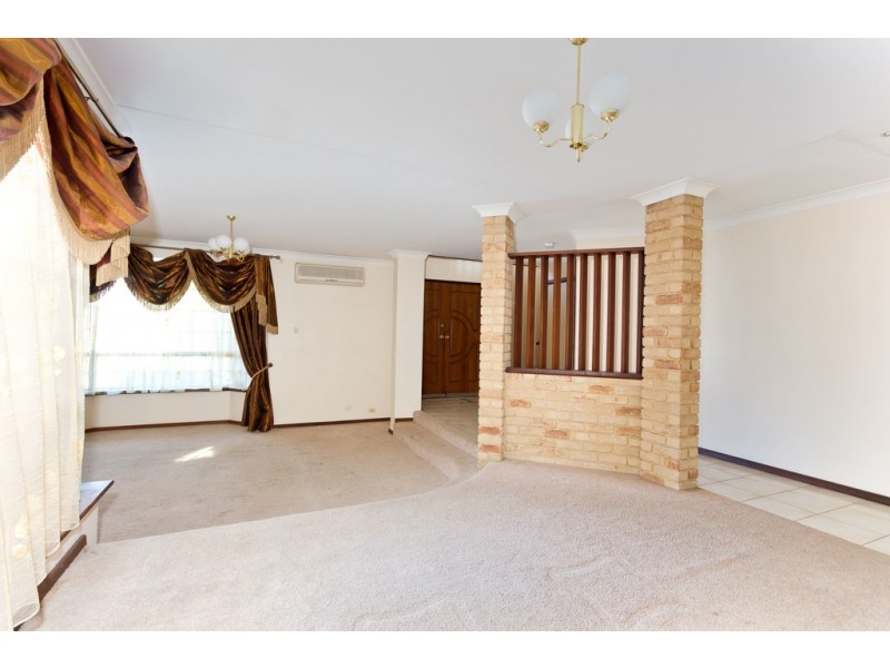 18 Earlston Place, Booragoon WA 6154