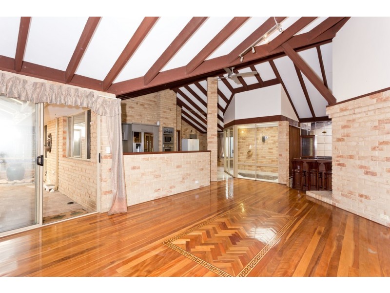 18 Earlston Place, Booragoon WA 6154