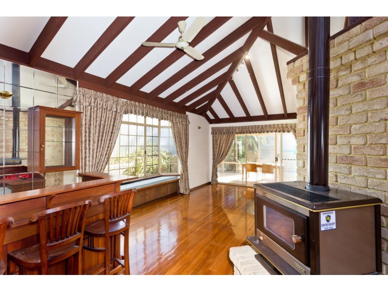 18 Earlston Place, Booragoon WA 6154