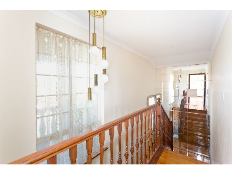 18 Earlston Place, Booragoon WA 6154