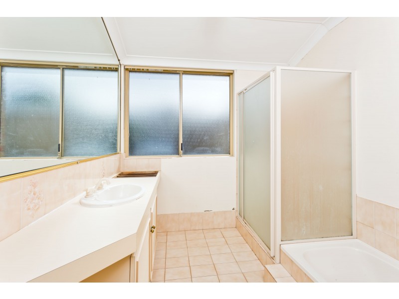 18 Earlston Place, Booragoon WA 6154