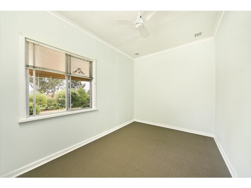 38 SELWAY ROAD, Brentwood WA 6153