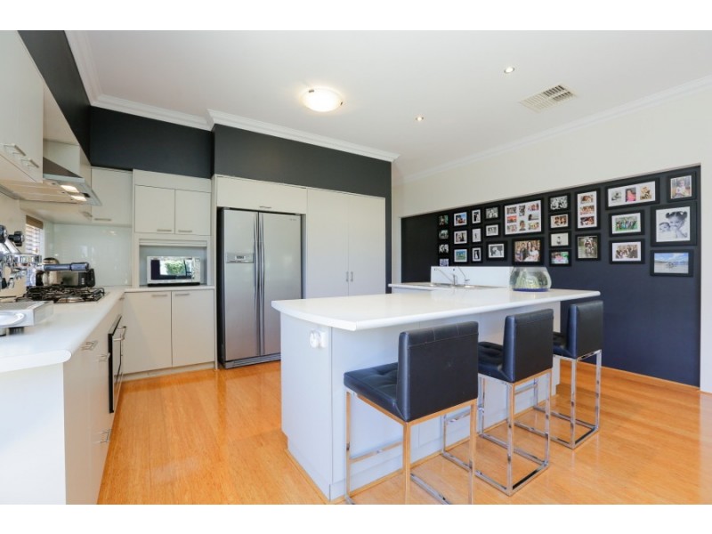 32 STRICKLAND ROAD, Ardross WA 6153