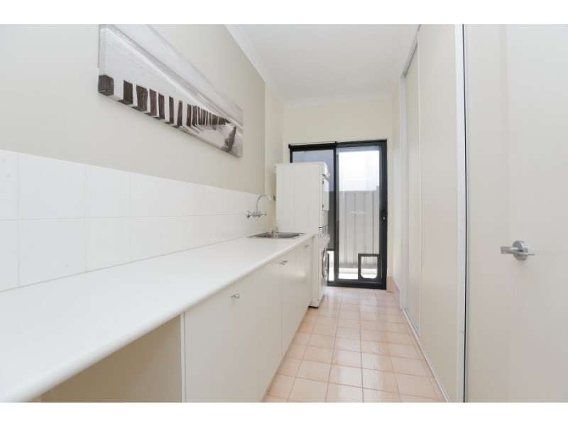 32 STRICKLAND ROAD, Ardross WA 6153