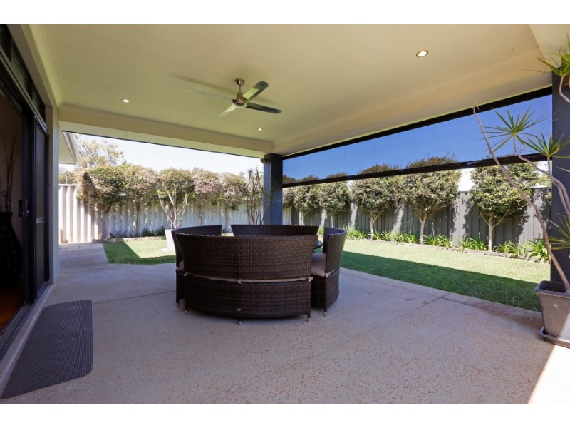 32 STRICKLAND ROAD, Ardross WA 6153