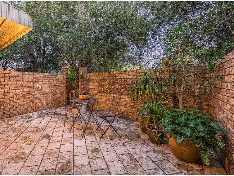 7/1 Marcus Avenue, Booragoon WA 6154