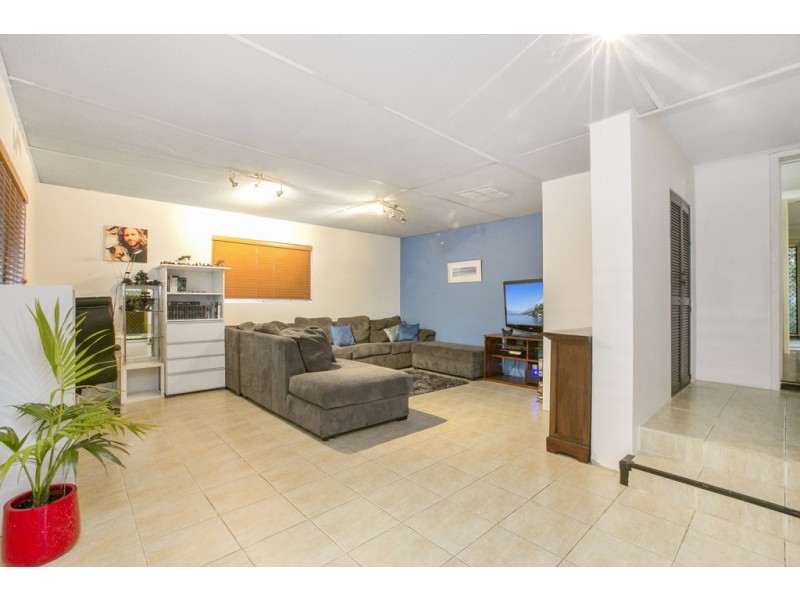 14 Belarius Street, Coolbellup WA 6163