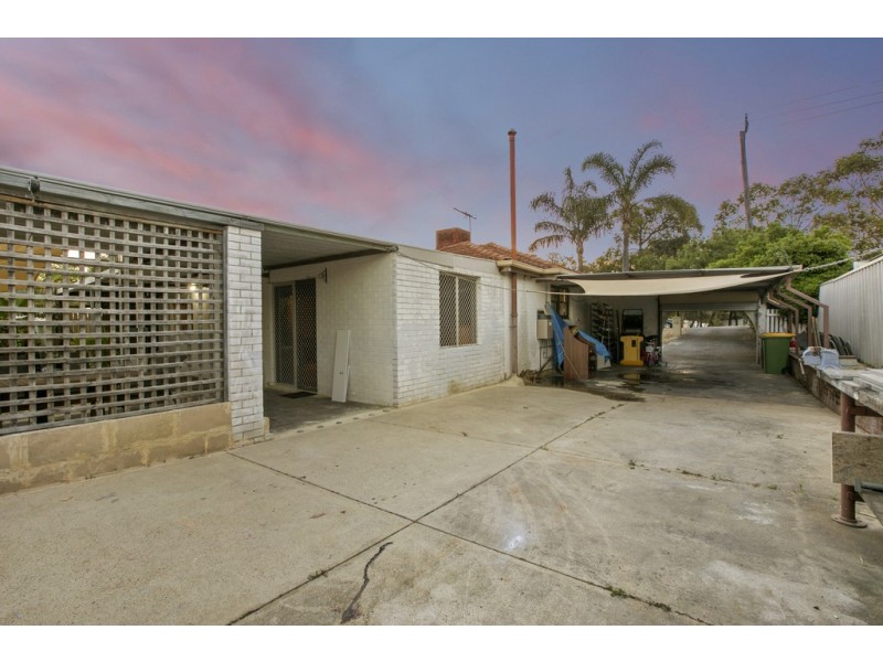 14 Belarius Street, Coolbellup WA 6163