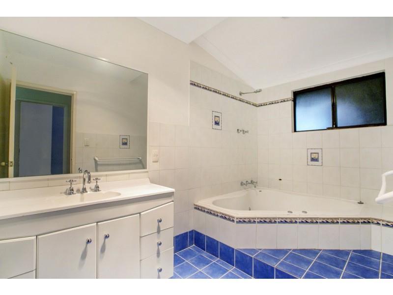 10 Kirby Way, Samson WA 6163