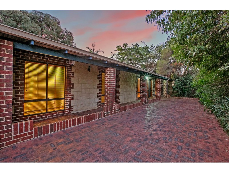 10 Kirby Way, Samson WA 6163