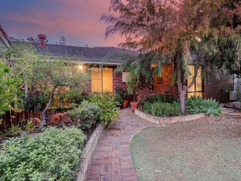 22 Marsengo Road, Bateman WA 6150