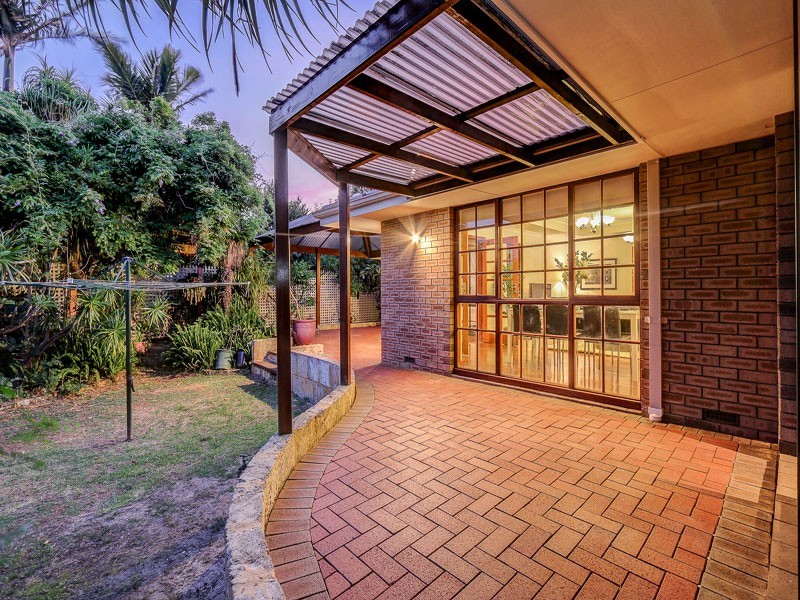 22 Marsengo Road, Bateman WA 6150