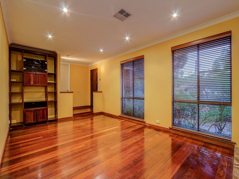 22 Marsengo Road, Bateman WA 6150