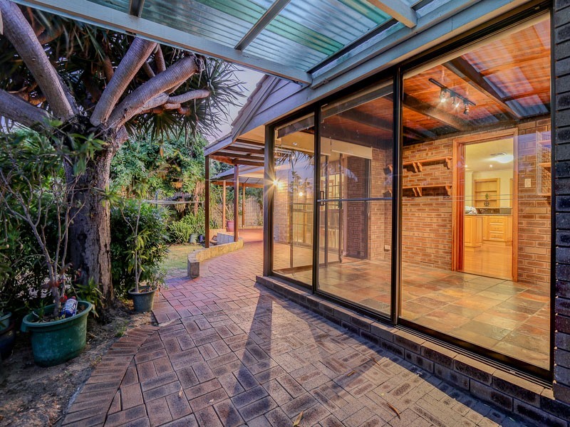 22 Marsengo Road, Bateman WA 6150