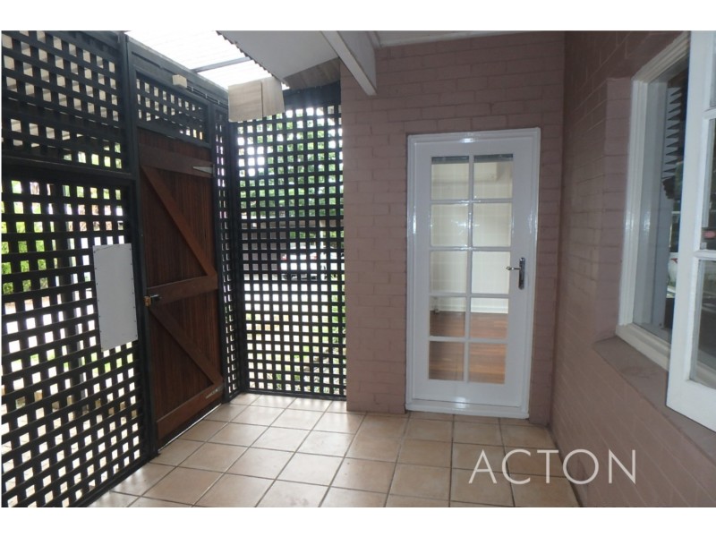 2/722 Canning Highway, Applecross WA 6153