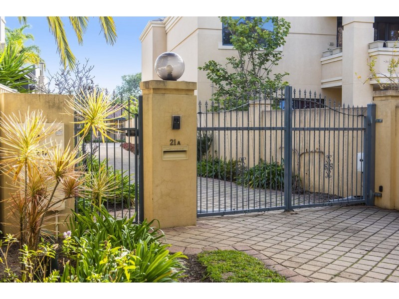 21a Strome Road, Applecross WA 6153