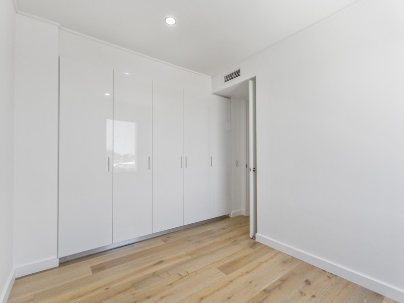 602/19 Ogilvie Road, Mount Pleasant WA 6153