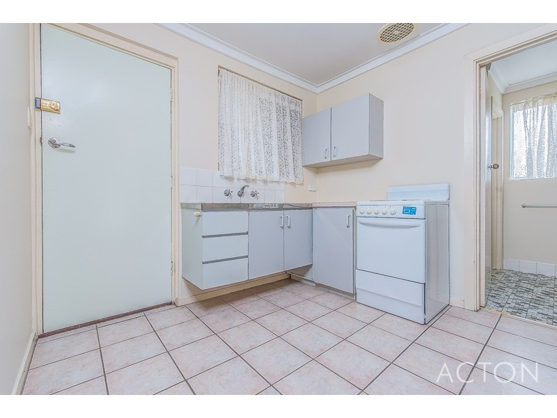 16/413 Canning Highway, Como WA 6152