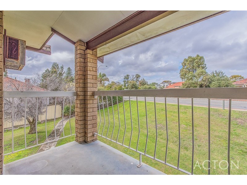 16/413 Canning Highway, Como WA 6152