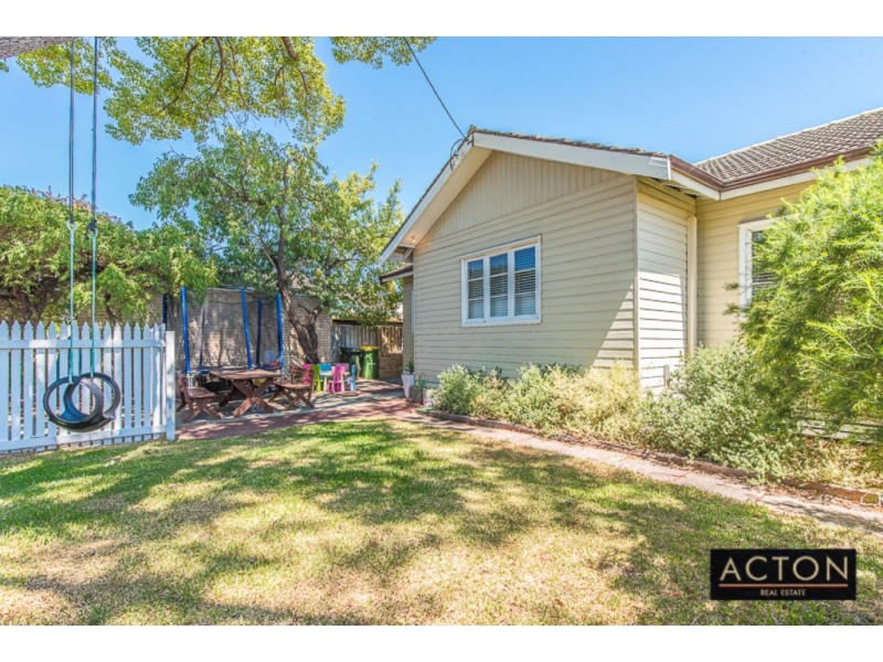 19 Rivett Way, Brentwood WA 6153