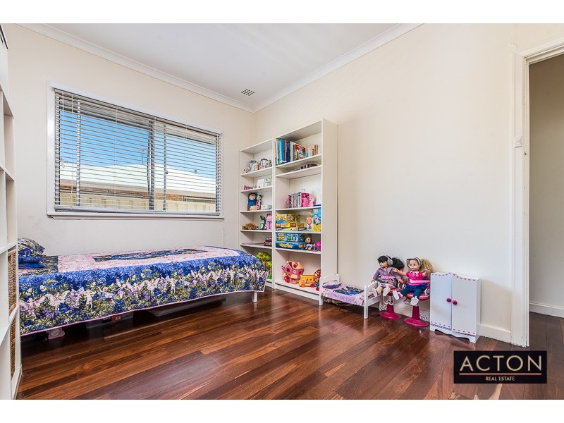 19 Rivett Way, Brentwood WA 6153