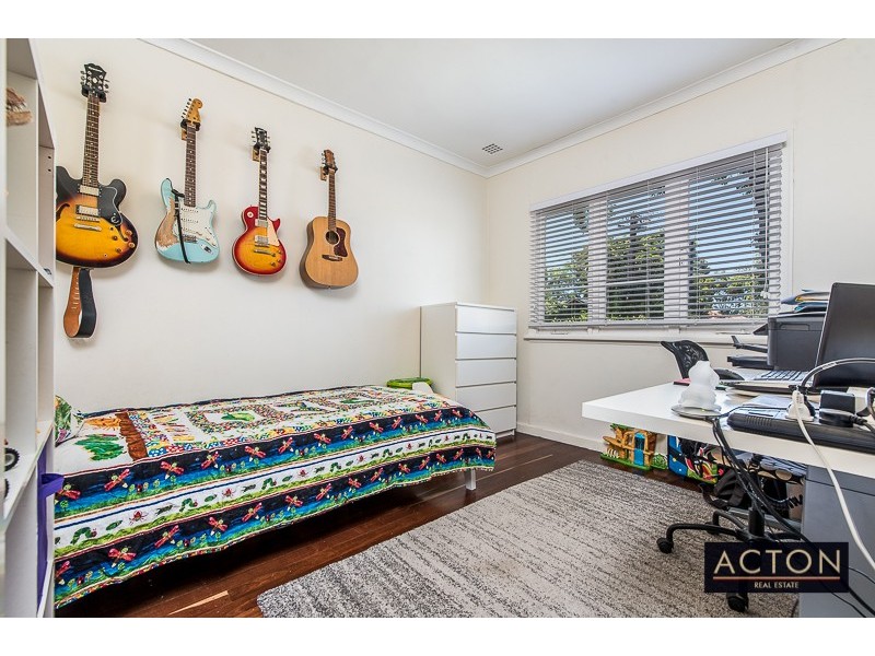 19 Rivett Way, Brentwood WA 6153