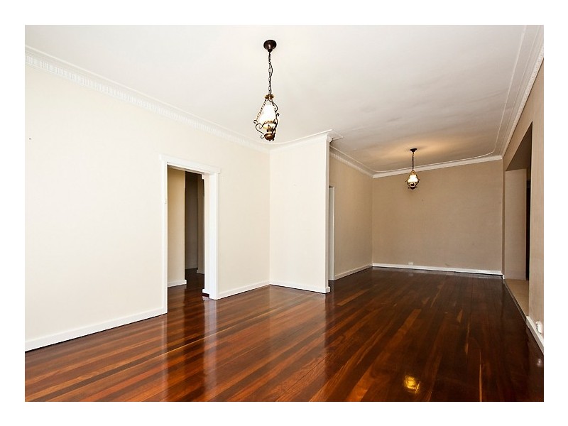 27a Latham Street, Alfred Cove WA 6154