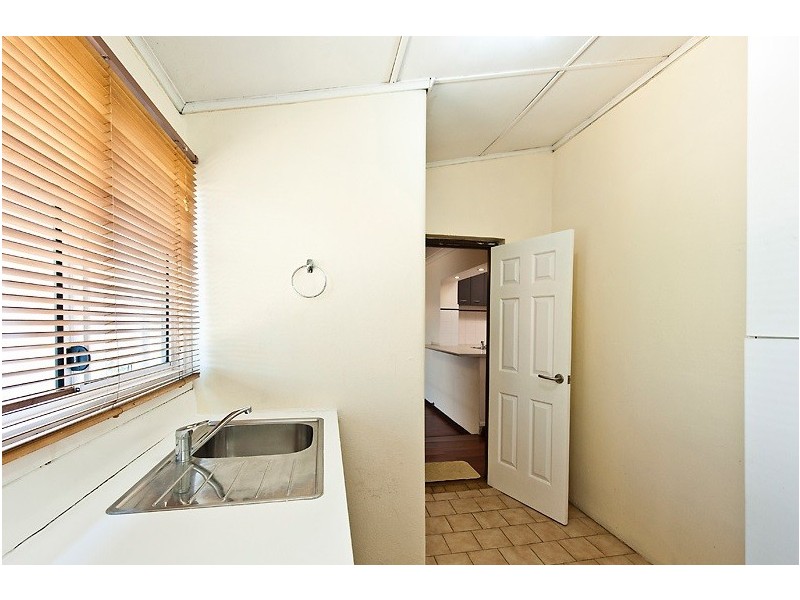 27a Latham Street, Alfred Cove WA 6154