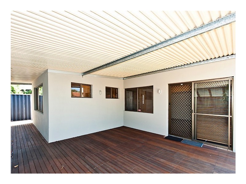 27a Latham Street, Alfred Cove WA 6154