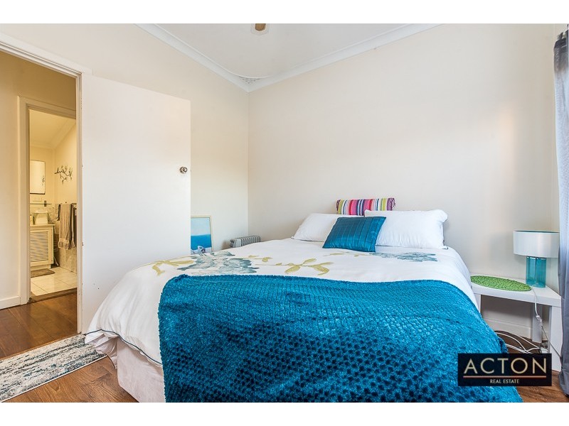 10 Moorhouse Street, Willagee WA 6156