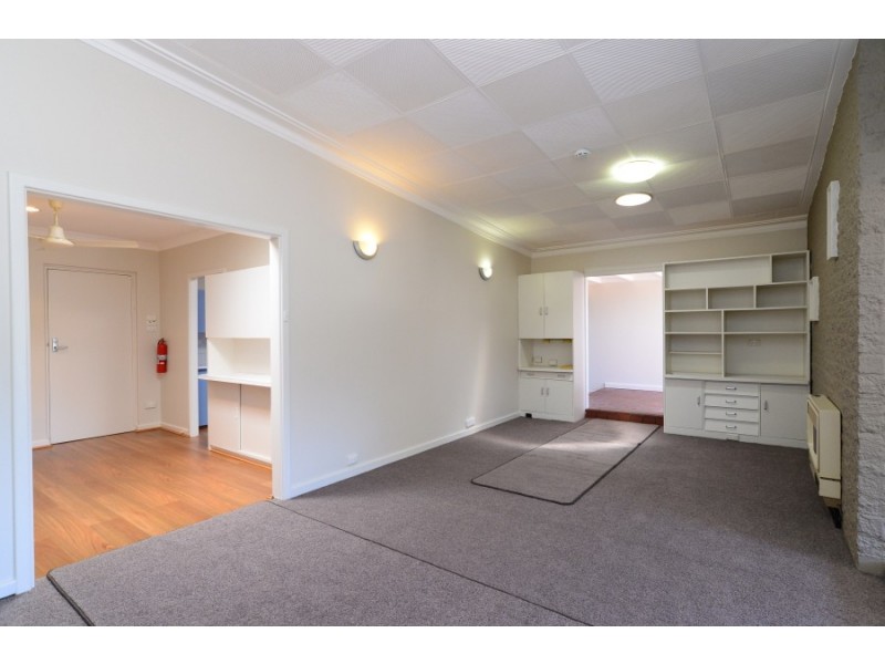 16 Denny Way, Alfred Cove WA 6154