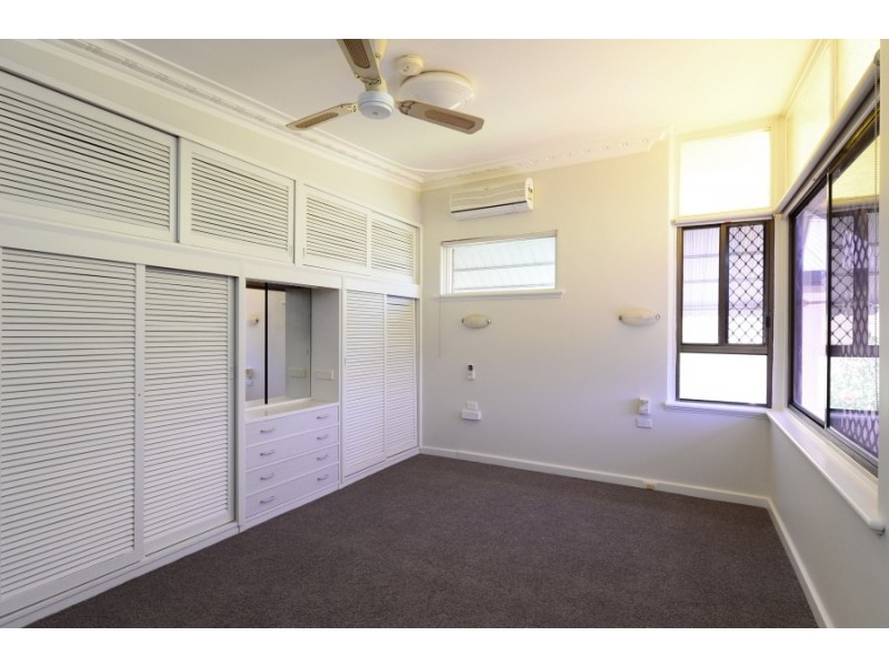 16 Denny Way, Alfred Cove WA 6154