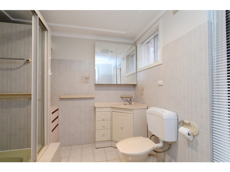 16 Denny Way, Alfred Cove WA 6154