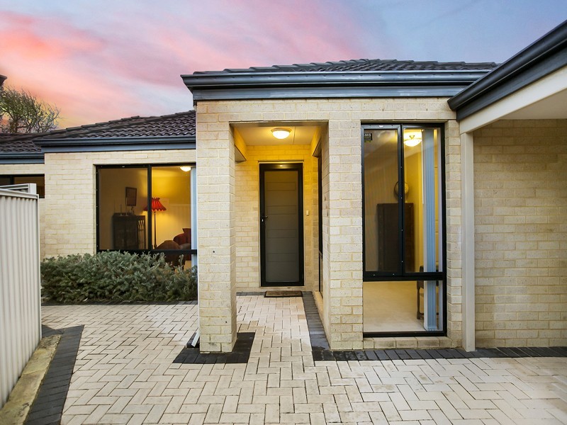 2a Aberle Street, Hamilton Hill WA 6163