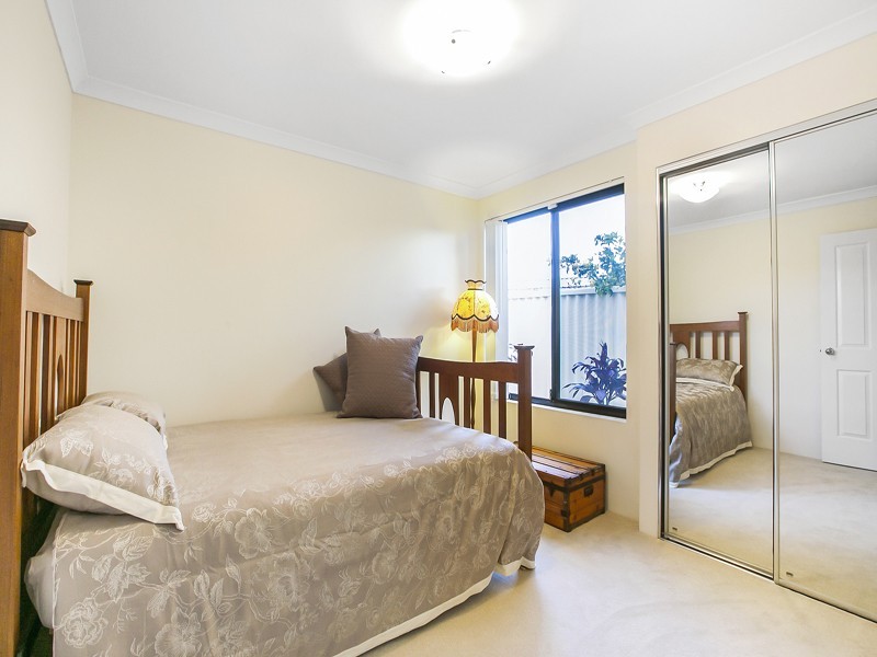 2a Aberle Street, Hamilton Hill WA 6163